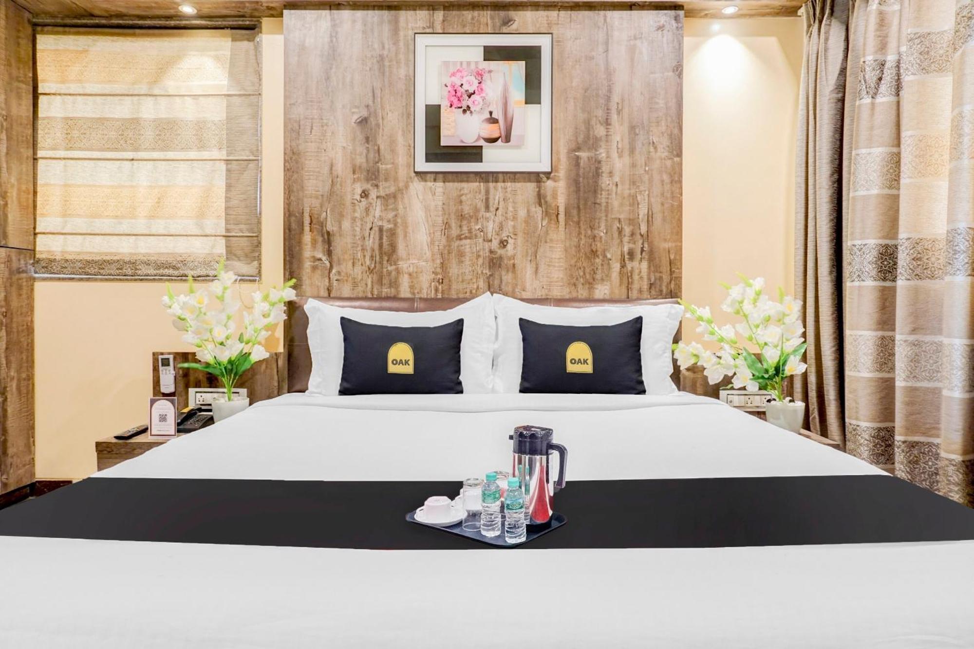 Hotel Marina Near Igi Airport Delhi New Delhi Bagian luar foto