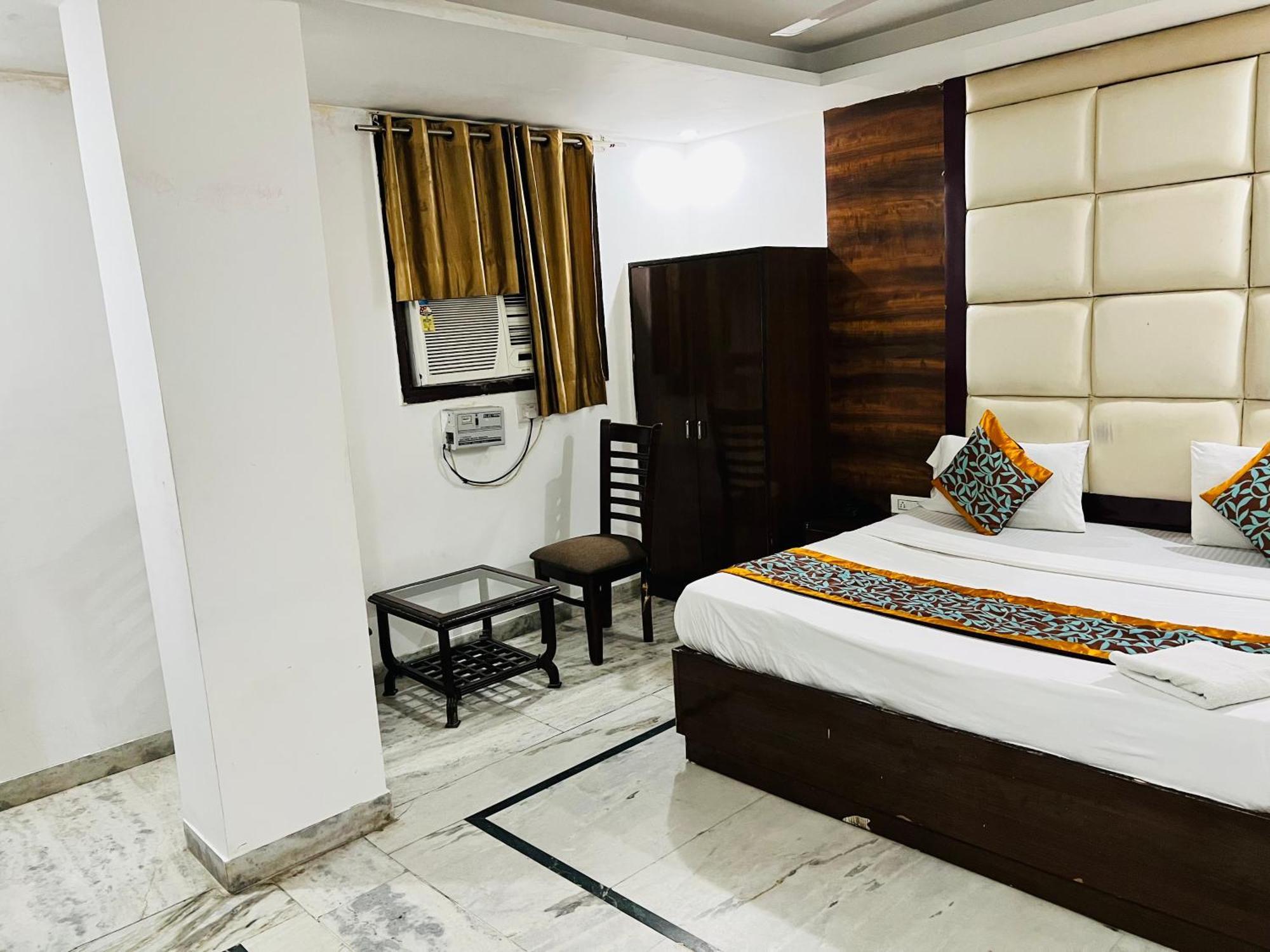 Hotel Marina Near Igi Airport Delhi New Delhi Bagian luar foto