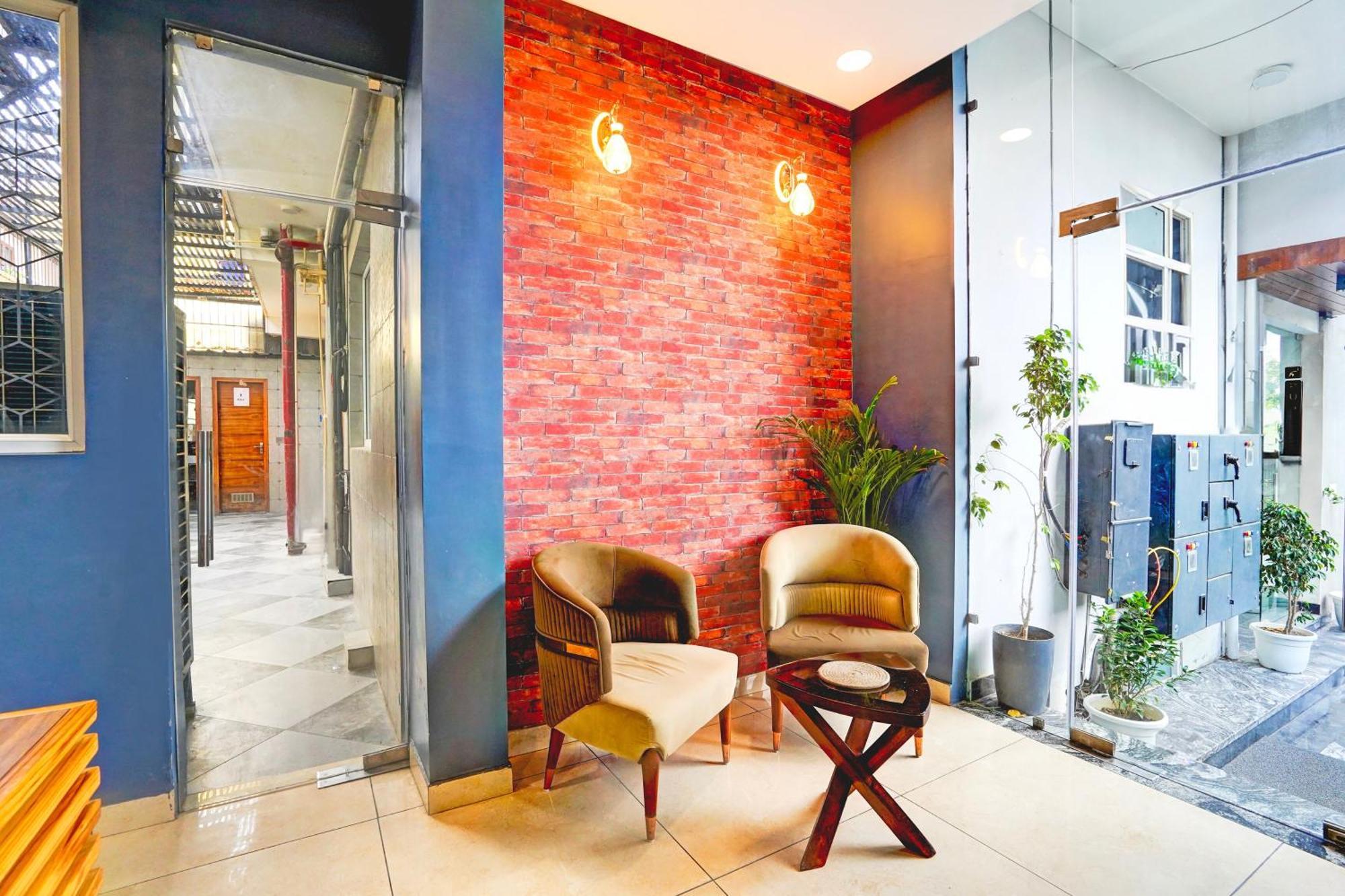 Hotel Marina Near Igi Airport Delhi New Delhi Bagian luar foto